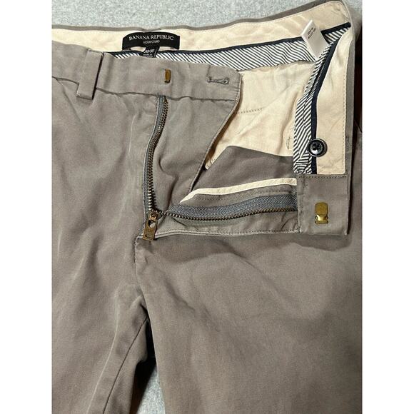 Banana Republic Aiden Chino Mens W30 L30 Pants Khakis Slight Taper Slim - Picture 11 of 16